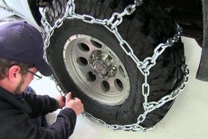 Улучшаем проходимость: самодельные цепи на колеса из доступных материалов